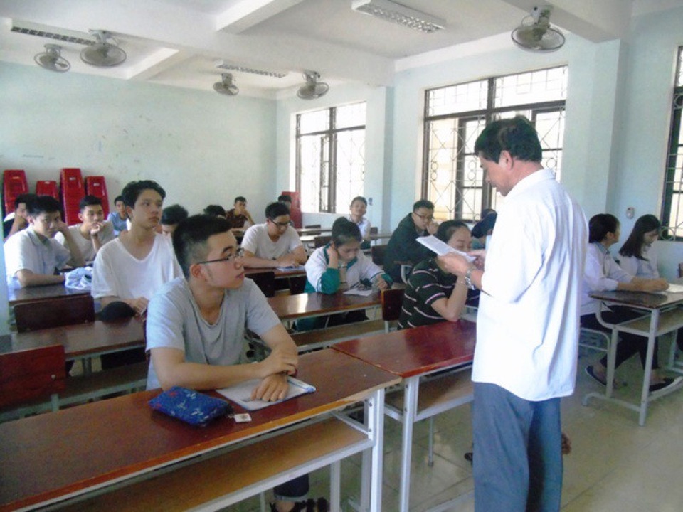 Sở GD-ĐT Quảng Bình đặc biệt nghiêm cấm các trường hợp vận động, quyên góp và thu tiền ngoài quy định khi tuyển sinh