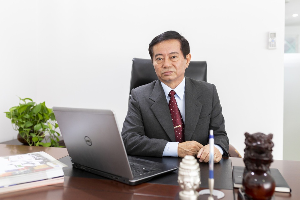 
Ông Hồ Trọng Điệp, Tổng Giám Đốc Đại lý Isuzu Vân Nam chia sẻ nhận định về thị trường xe tải Euro 4
