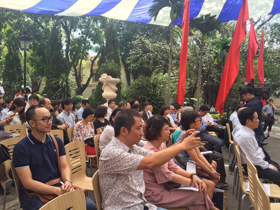 Nhiều hoạt động ý nghĩa tại Ngày hội Bản quyền sách Việt Nam - Nhật Bản - 4 Đông đảo những người làm sách của hai nước Việt Nam, Nhật Bản tham dự Lễ Khai mạc.