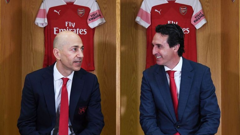 Unai Emery nói gì khi ngồi ghế nóng ở Arsenal? - 1
Ivan Gazidis (trái) và Unai Emery (phải)