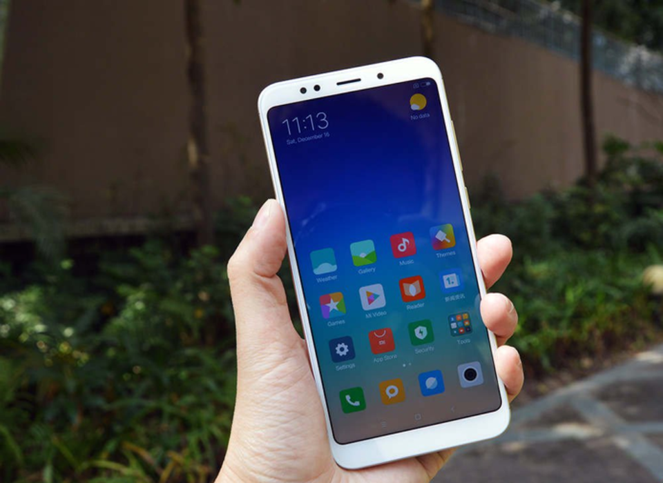 Những smartphone đáng mua nhất trong tầm giá 5 triệu đồng - 1 Những smartphone đáng mua nhất trong tầm giá 5 triệu đồng - 1
