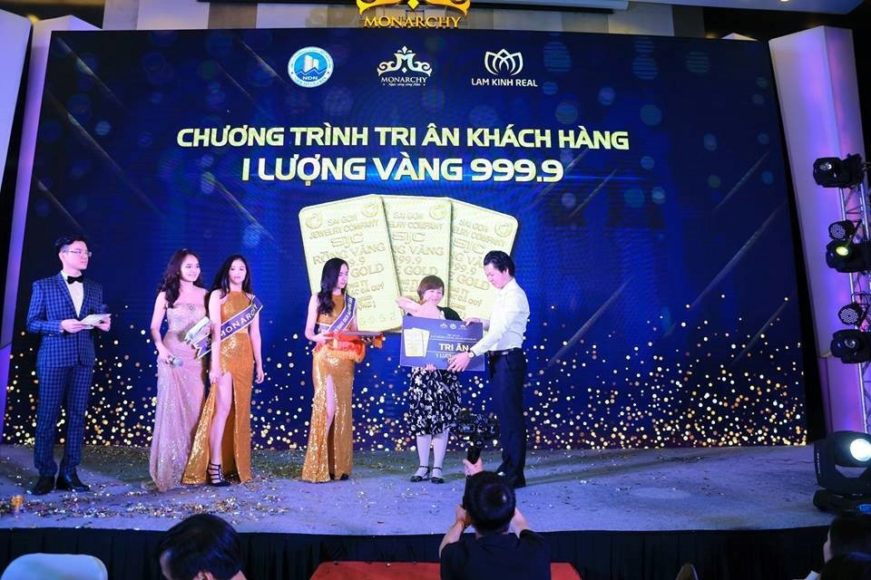 Qùa tặng tri ân 1 cây vàng Lam Kinh tặng những khách hàng luôn đồng hành cùng dự án.