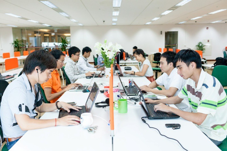 Đào tạo CNTT theo “đơn đặt hàng” của doanh nghiệp - 2
Môi trường làm việc chuyên nghiệp tại FIS.