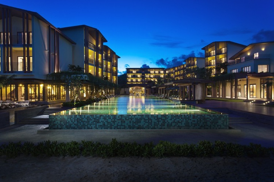 Dusit Princess Moonrise Beach Resort – Khu nghỉ dưỡng phong cách Thái Lan tại Phú Quốc - 1
Dusit Princess Moonrise Beach Resort – Khu nghỉ dưỡng phong cách Thái Lan