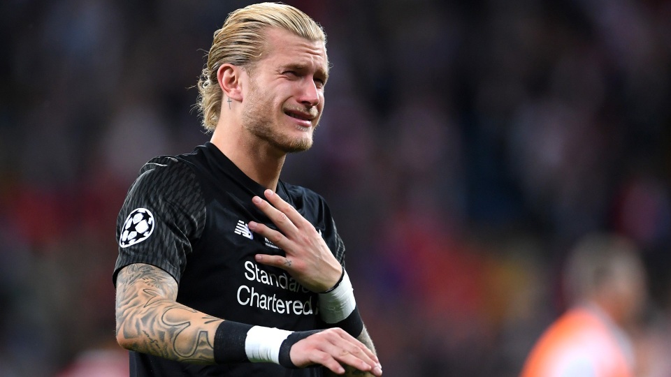 "Tội đồ" Karius gửi lời xin lỗi cổ động viên Liverpool - 1
Karius khóc nghẹn ngào sau trận đấu bởi anh mắc tới hai sai lầm nghiêm trọng