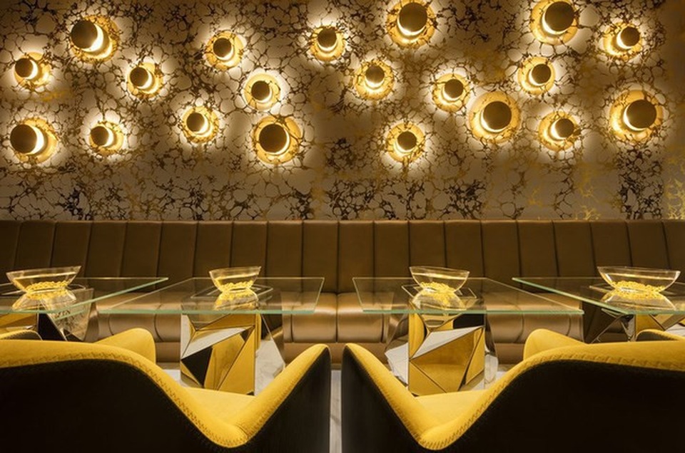 Khám phá nhà hàng chuyên dùng vàng để trang trí món ăn tại Dubai - 12
