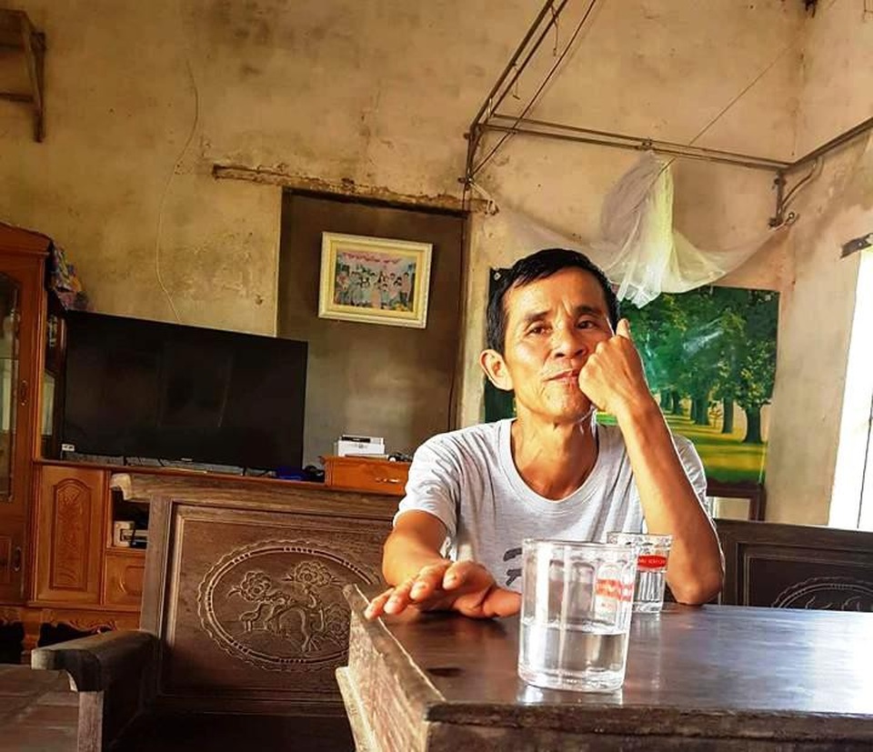 Nhiều uẩn khúc trong vụ bìa đỏ cắm hơn 10 năm bị mất đất tại Thanh Hóa - 2 Ông Hồ Công Thư, người có thâm niên thu lãi ngân hàng này cho hay rằng chưa có thời điểm nào người dân vay ngân hàng mà không phải thế chấp bìa đỏ.