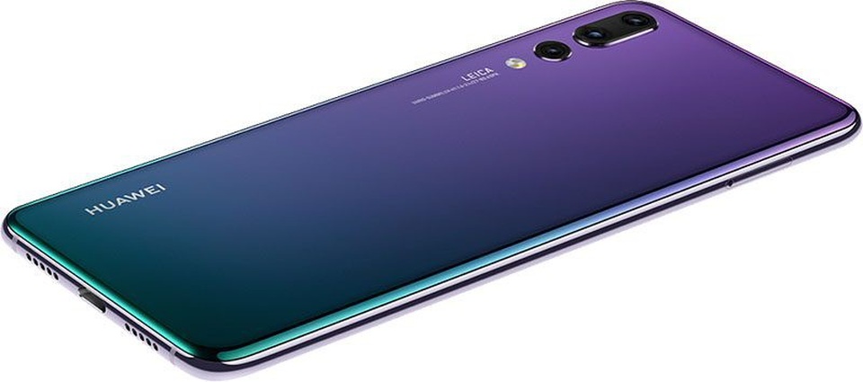 Truyền cảm hứng cho Apple không ai khác chính là dòng sản phẩm P20 Pro của Huawei mới ra mắt gần đây, cũng với cụm 3 camera cùng khả năng zoom quang học ấn tượng lên tới 3x. Đây cũng được đánh giá là smartphone có khả năng zoom tốt nhất hiện nay.