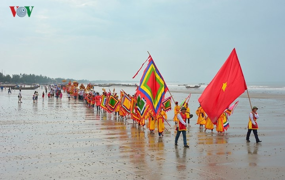 Những bãi biển hoang vắng tha hồ “sống ảo” ở Quảng Ninh - 7 Những bãi biển hoang vắng tha hồ “sống ảo” ở Quảng Ninh - 7