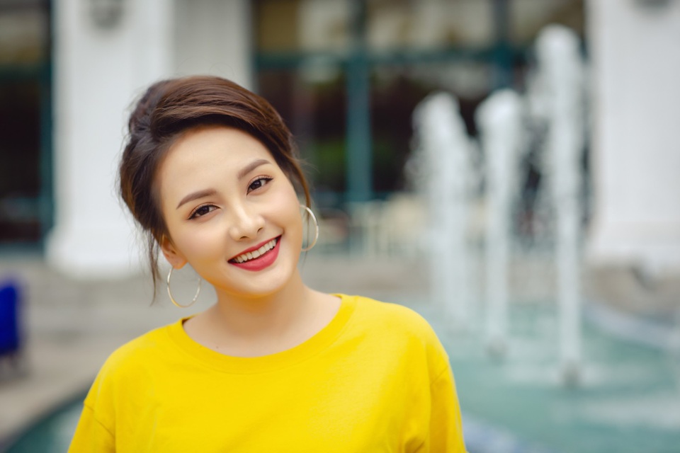 Bảo Thanh: “Nhờ có scandal mà tôi nhận ra ai là bạn tốt, ai là kẻ thù…” - 1 Bảo Thanh xinh xắn trong buổi ra mắt phim Ngày ấy mình đã yêu ở Hà Nội.