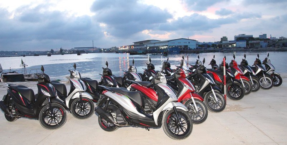 Gần 100 triệu đồng mua xe tay ga: Nông dân lên đời, chạy xe cao cấp - 1