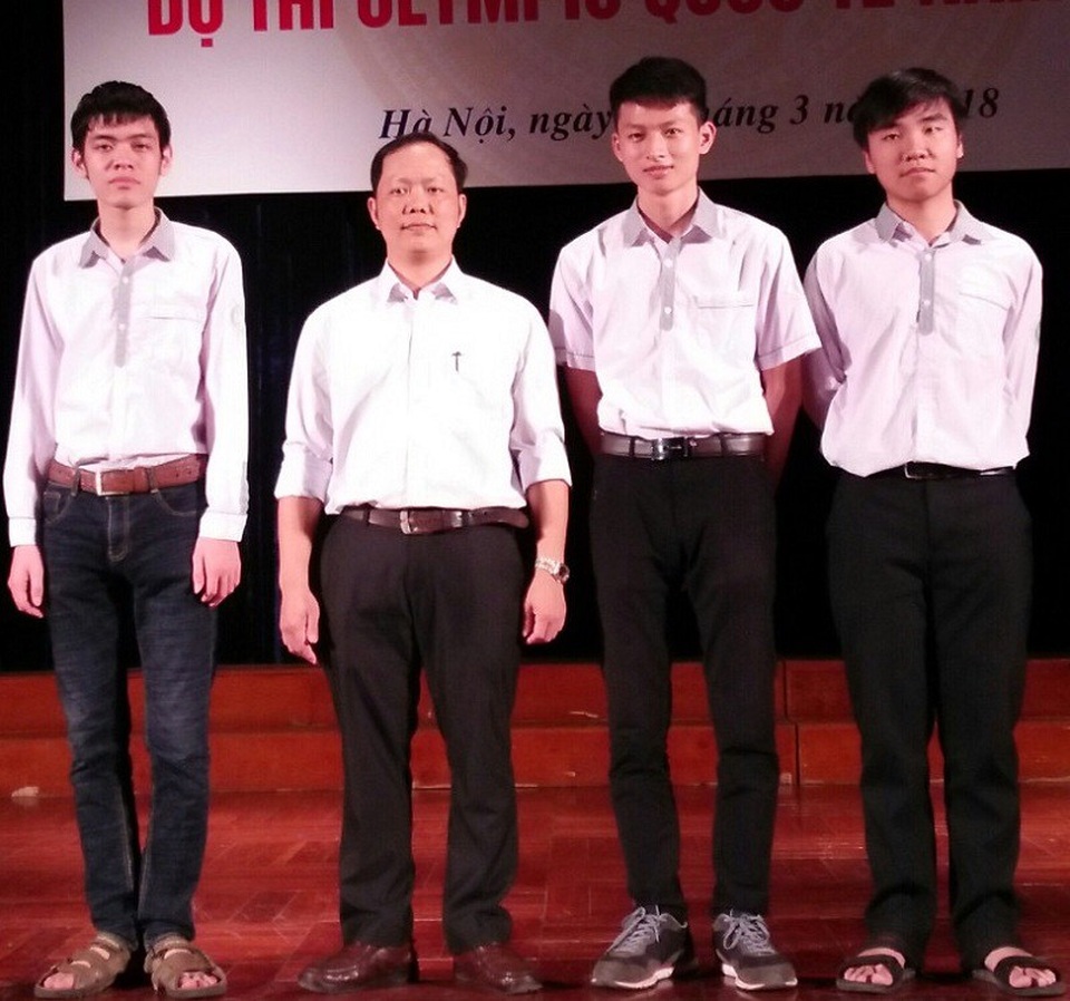 Thành tích học tập đáng nể của đôi bạn thân đam mê Toán học - 2 Tuấn và Hải tại Kỳ thi chọn đội tuyển Olympic Toán học Quốc tế