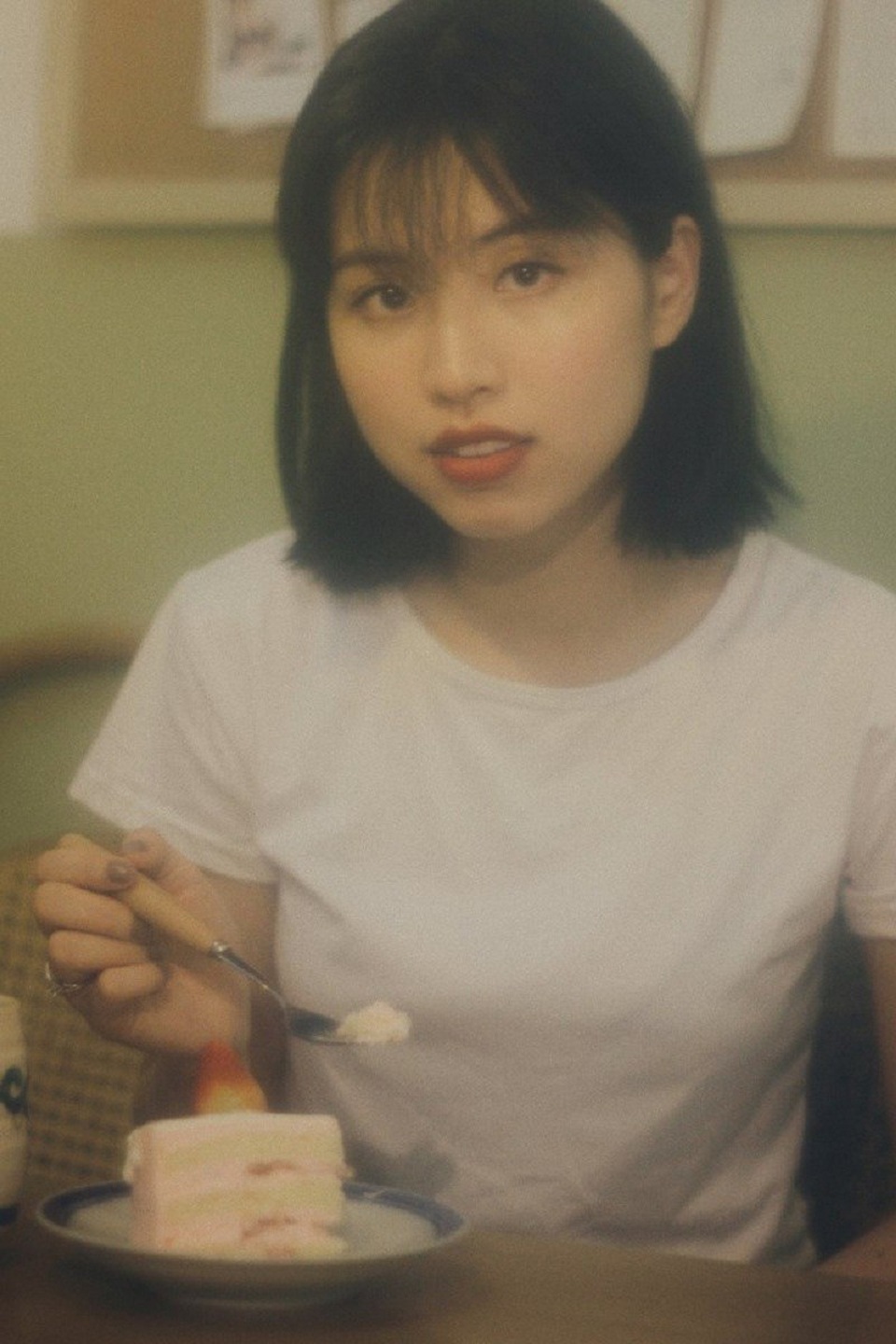 "Cô giáo quốc dân" xinh đẹp trong bộ ảnh hoài cổ - 11 "Cô giáo quốc dân" xinh đẹp trong bộ ảnh hoài cổ - 11