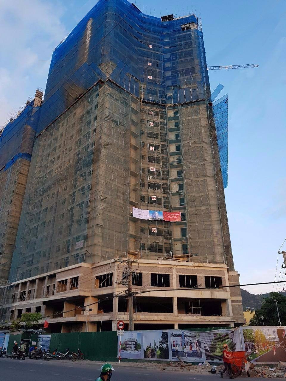 Cất nóc dự án P.H Complex Nha Trang - 2 Cất nóc block A dự án P.H Complex Nha Trang