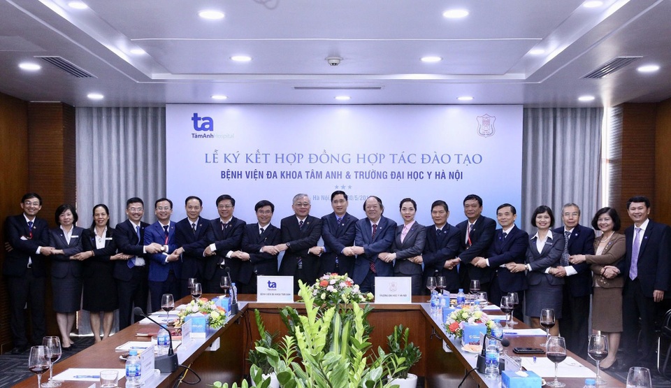 Sinh viên y, bác sĩ nội trú được đào tạo thực hành tại bệnh viện tư nhân - 2 Sinh viên y, bác sĩ nội trú được đào tạo thực hành tại bệnh viện tư nhân - 2