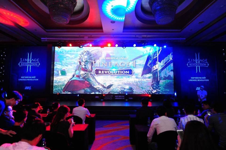 Các hot Streamer Việt tụ hội tại Intercontinental Hà Nội - 3
Sân khấu sự kiện ra mắt game Lineage 2: Revolution