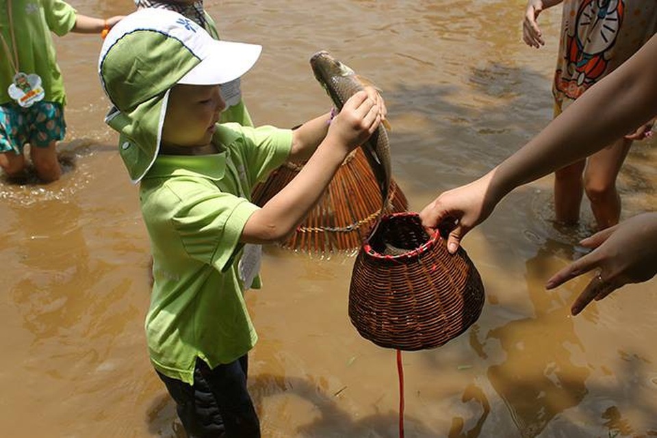 Những địa điểm vui chơi hấp dẫn cho trẻ em Hà Nội ngày 1.6 - 2 Những địa điểm vui chơi hấp dẫn cho trẻ em Hà Nội ngày 1.6 - 2