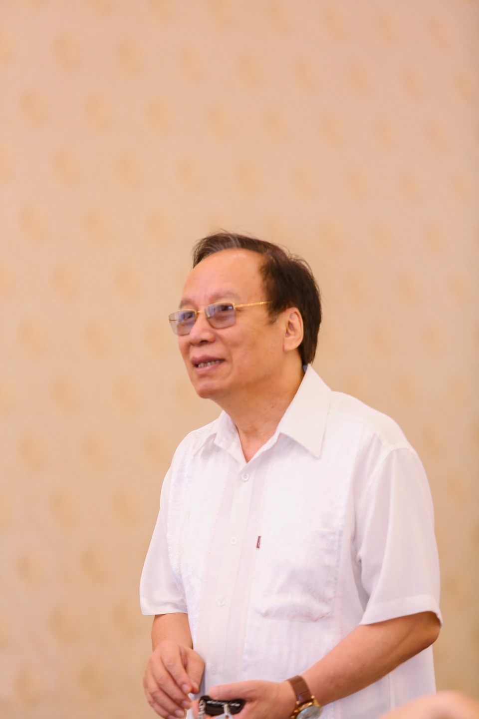 Có hay không chuyện “chạy” huy chương để xin xét danh hiệu? - 5 NSND Lê Tiến Thọ - Chủ tịch Hội Nghệ sĩ Sân khấu Việt Nam.