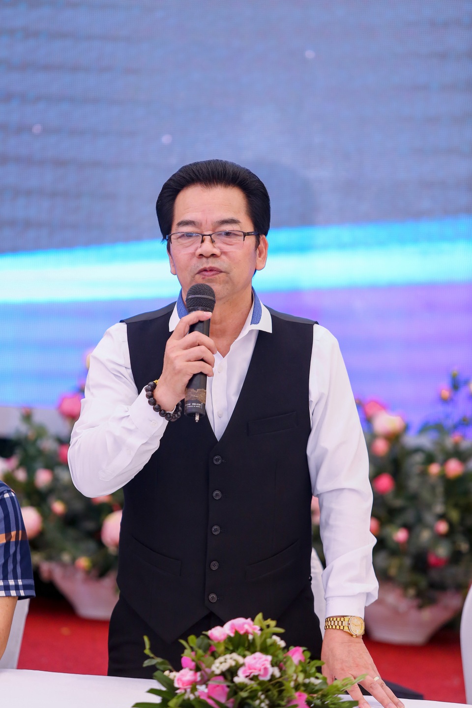 Có hay không chuyện “chạy” huy chương để xin xét danh hiệu? - 3 NSND Trần Nhượng chia sẻ tại buổi gặp gỡ báo chí.