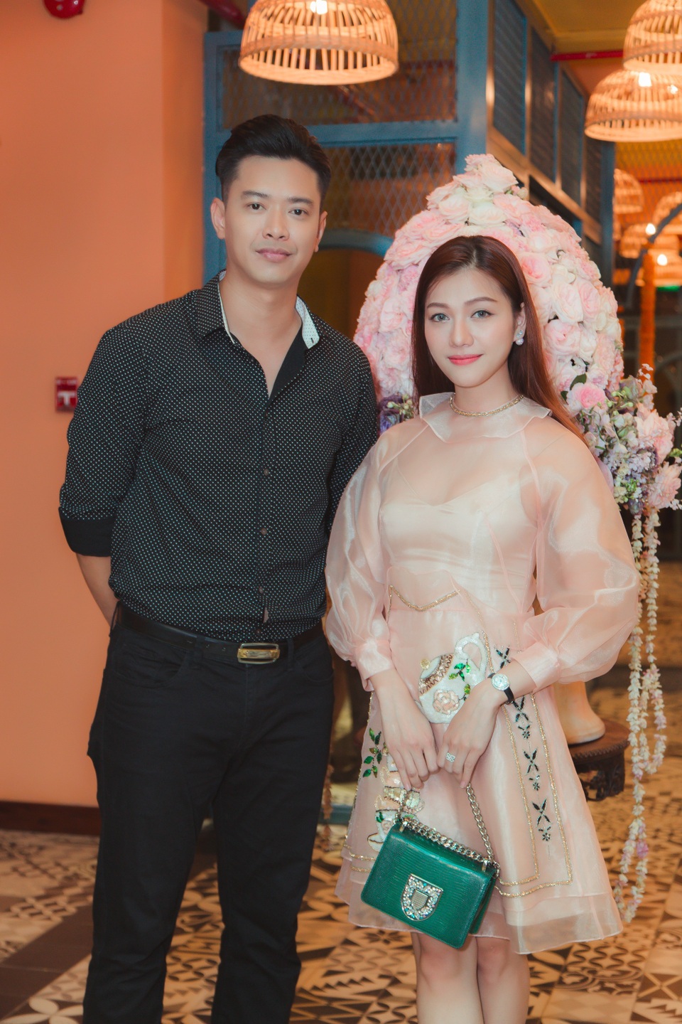 
Đức Vĩnh gần đây lấn sân sang làm người đào tạo các chân dài trẻ tuổi
