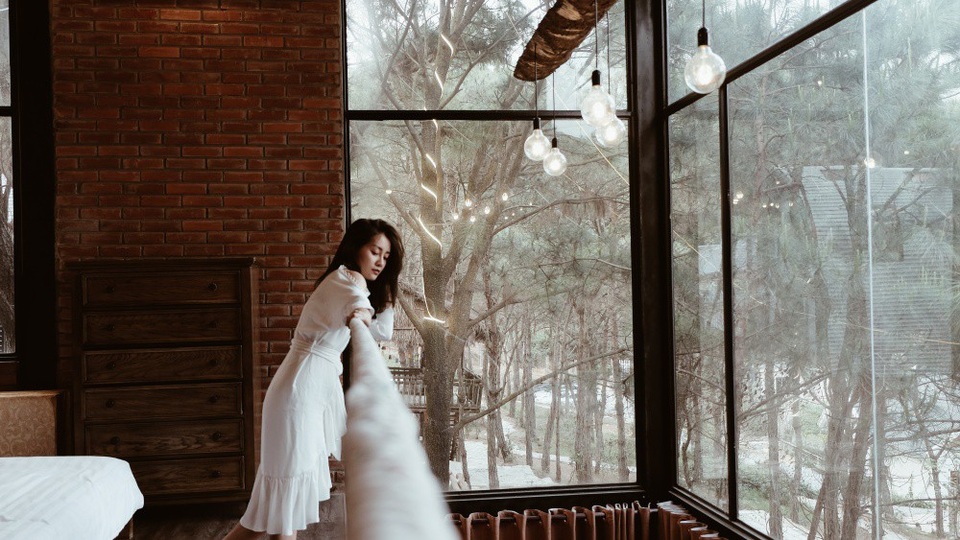 Nữ MC VTV sexy “ngạt thở” với bikini - 6