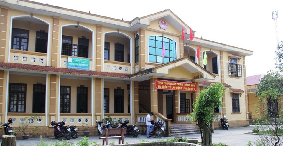 Sáng tỏ vụ nhận bò giống, chính quyền phân phát cho người thân cán bộ giết thịt! - 1 Nhiều cán bộ xã Triệu Độ bị kỷ luật