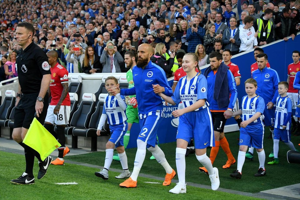 
MU làm khách trên sân Brighton trong khuôn khổ trận đấu sớm nhất của vòng 37, Quỷ đỏ cần một chiến thắng để nghỉ ngơi trong những vòng cuối nhằm chuẩn bị cho trận chung kết FA Cup gặp Chelsea
