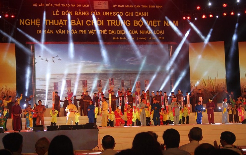 Nghệ thuật Bài Chòi Trung Bộ Việt Nam là di sản văn hóa phi vật thể thứ 12 được UNESCO ghi danh.