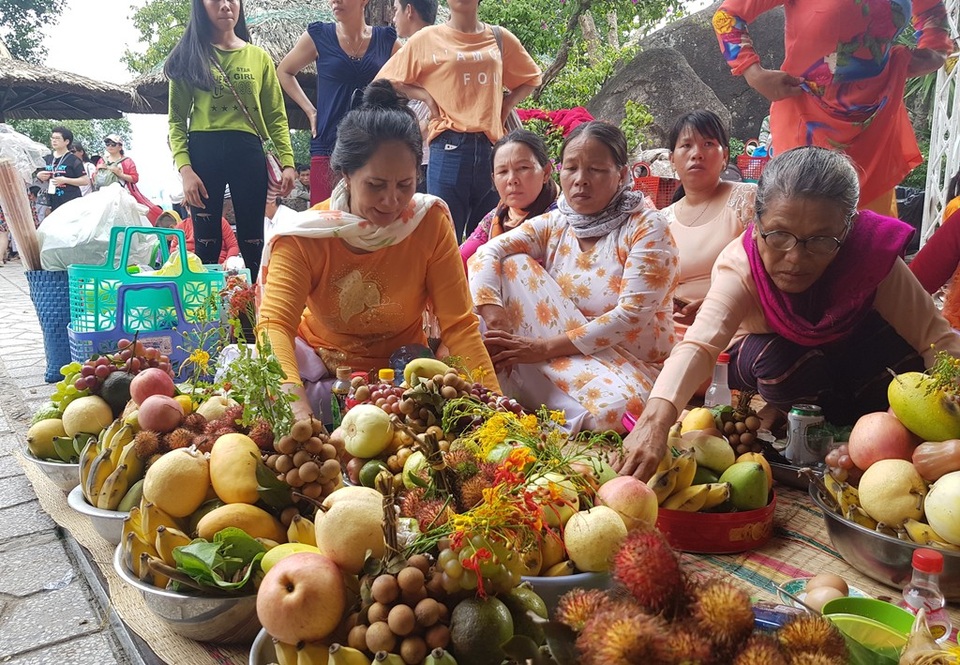 100.000 người háo hức dự lễ hội tháp bà Ponagar ở Nha Trang - 4 100.000 người háo hức dự lễ hội tháp bà Ponagar ở Nha Trang - 4