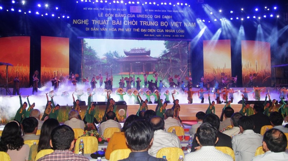 Thủ tướng: Nghe Bài Chòi là để tu dưỡng lòng nhân ái, tình yêu quê hương, đất nước - 6