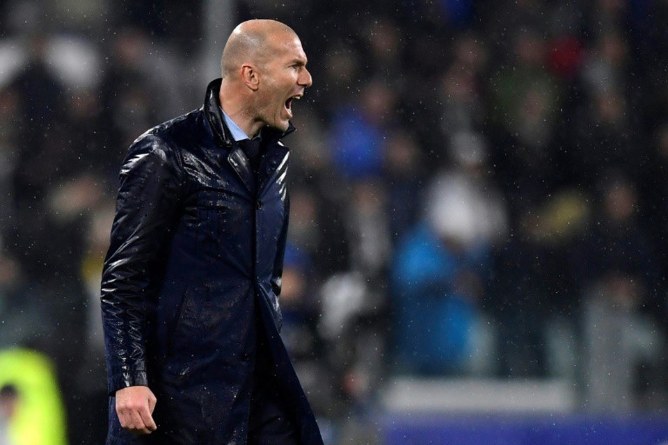 Vì sao Real Madrid không xếp hàng vinh danh Barcelona? - 1 HLV Zidane khẳng định Real Madrid sẽ không xếp hàng vinh danh Barcelona