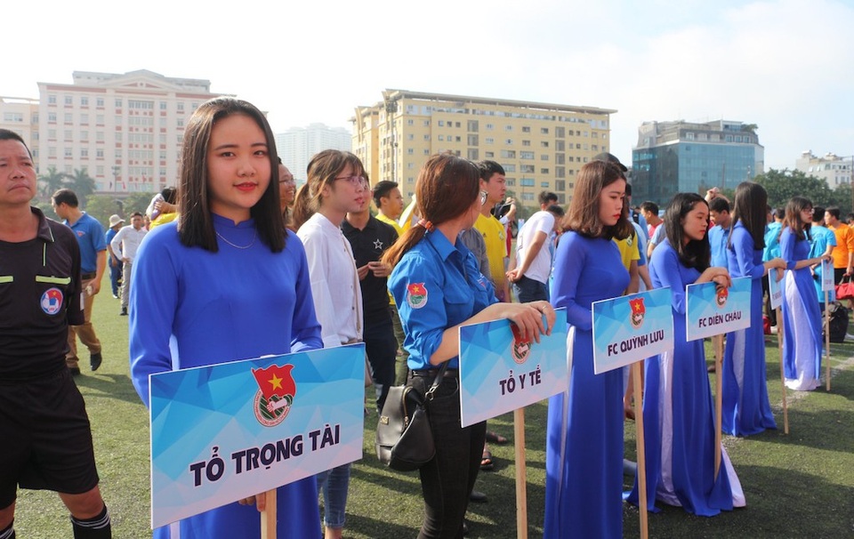 Khai mạc giải bóng đá Thanh niên Nghệ An tại Hà Nội - 1 Ngày 6/5, tại Thủ đô Hà Nội - Ban Thường vụ Tỉnh đoàn Nghệ An tổ chức gải bóng đá Thanh niên Nghệ An tại thành phố Hà Nội lần thứ nhất năm 2018.