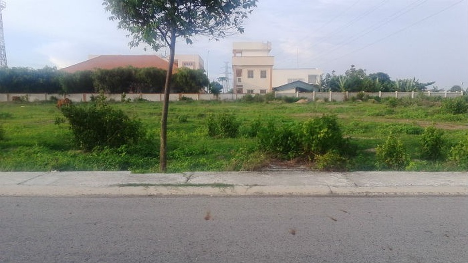 Tăng giá gấp đôi: Dân Hà Nội buôn đất Bắc Ninh ăn đậm - 2
Đất nền các tỉnh