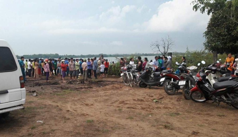 2 nữ sinh chết đuối thương tâm trên sông Đồng Nai - 2 Khu vực nơi xảy ra vụ tai nạn đuối nước khiến 2 nữ sinh cấp 2 trường THCS Long Phước, quận 9 tử vong.