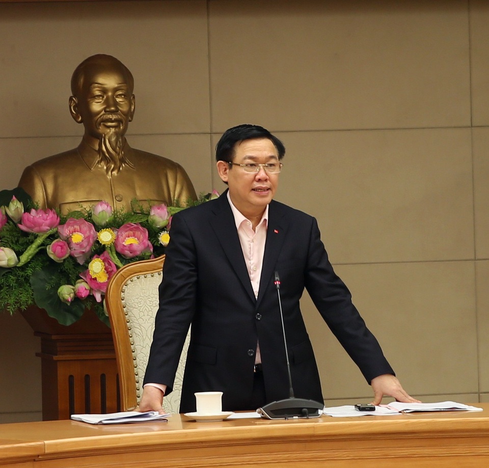 Vì sao sau 4 lần cải cách, chính sách tiền lương vẫn “bất cập”? - 1 Phó Thủ tướng Vương Đình Huệ - Trưởng Ban Chỉ đạo Trung ương về cải cách chính sách tiền lương, bảo hiểm xã hội và ưu đãi người có công.
