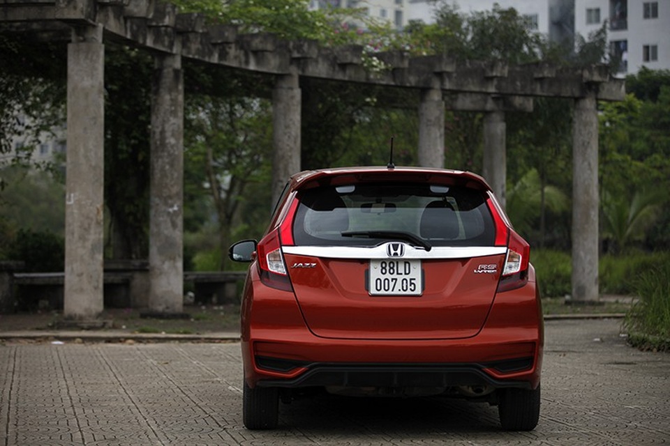 Honda Jazz - “Cú đánh lái bất ngờ” ở phân khúc hạng B - 4 Honda Jazz - “Cú đánh lái bất ngờ” ở phân khúc hạng B - 4