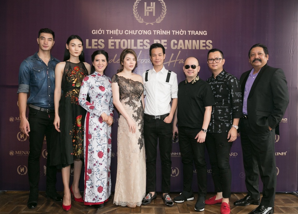 Đinh Hiền Anh - Bông sen Việt trên đất Pháp - 9 Một số hình ảnh Đinh Hiền Anh, NTK Hoàng Hải và các khách mời tại sự kiện.