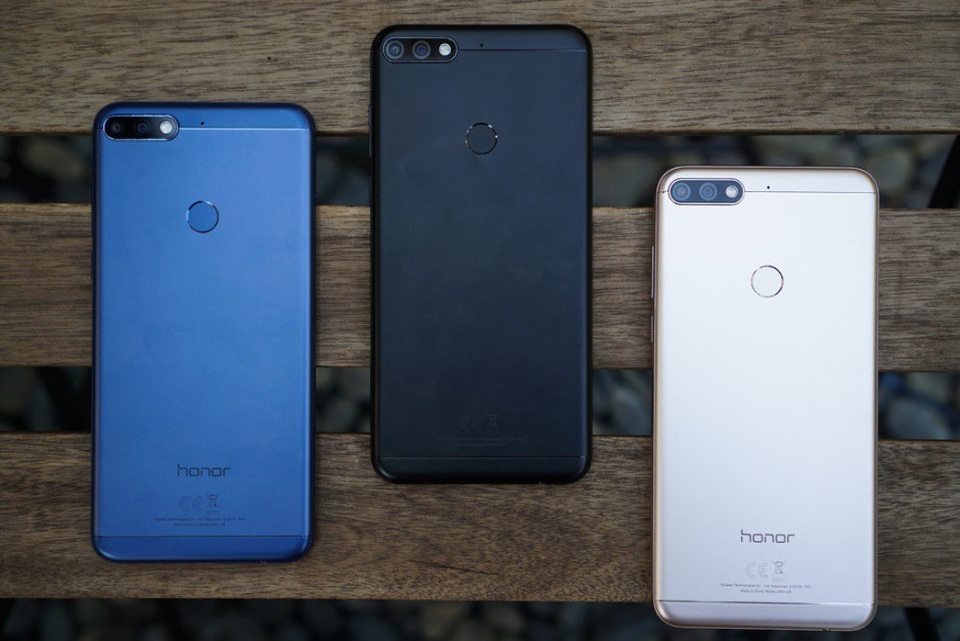 Honor 7C: giá rẻ, đáp ứng ngoài mong đợi - 4 Honor 7C được trang bị tính năng Face Unlock cũng như cảm biến vân tay