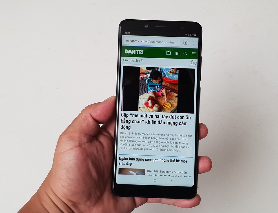 Mở hộp điện thoại Redmi Note 5 chụp ảnh thiếu sáng ấn tượng - 8 Ngoài ra, máy có mặt của RAM 3 GB và khởi chạy Android 8.1 mới nhất.