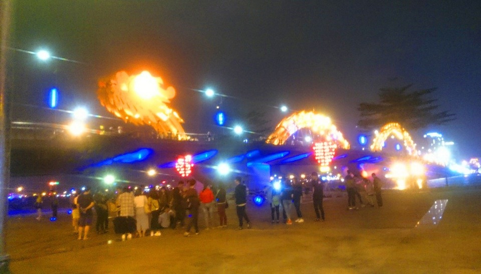 Người người, nhà nhà đi "giải nhiệt" vì cái nóng đầu hè - 5