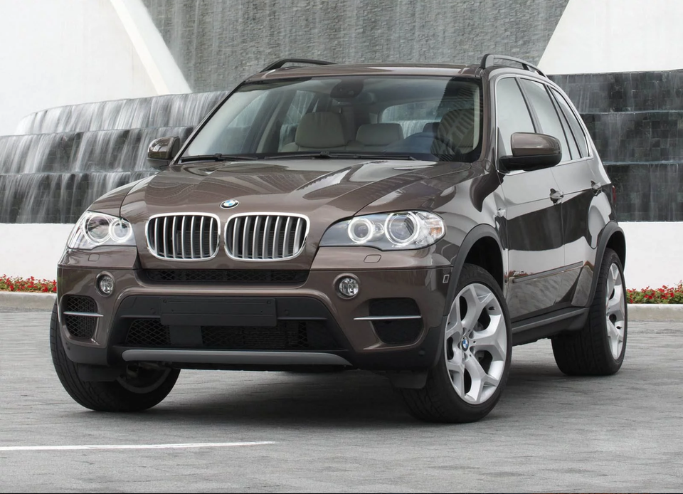 Triệu hồi hàng loạt xe BMW, MINI và Rolls-Royce do lỗi gây cháy - 1 Triệu hồi hàng loạt xe BMW, MINI và Rolls-Royce do lỗi gây cháy - 1