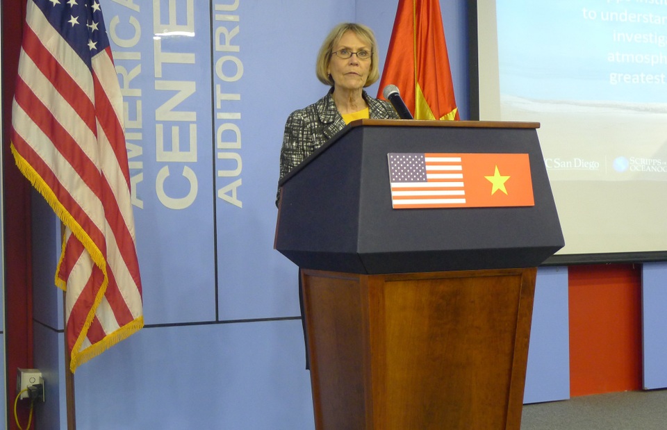 
Tiến sĩ Margaret Leinen tại hội thảo ngày 7/5 (Ảnh: Minh Phương)
