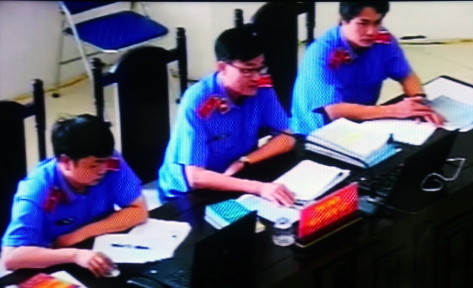 Phúc thẩm vụ ông Thăng: Các bị cáo đồng loạt xin giảm án - 3 Đại diện Viện Kiểm sát xét hỏi các bị cáo.