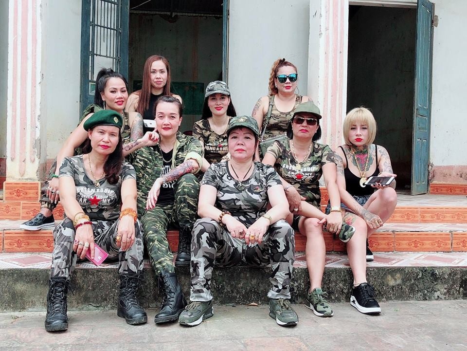“Người phán xử” ngoại truyện có gì khiến người xem “giật mình”? - 5 Diễn viên Vân Dung gây bất ngờ khi lột xác thành bà trùm giang hồ với vẻ ngoài bụi bặm.