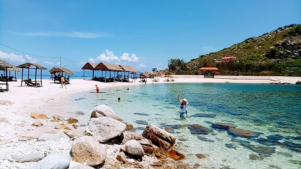 Ghé Nha Trang hè này khám phá "bãi tắm đôi" duy nhất ở Việt Nam - 9 Ghé Nha Trang hè này khám phá "bãi tắm đôi" duy nhất ở Việt Nam - 9