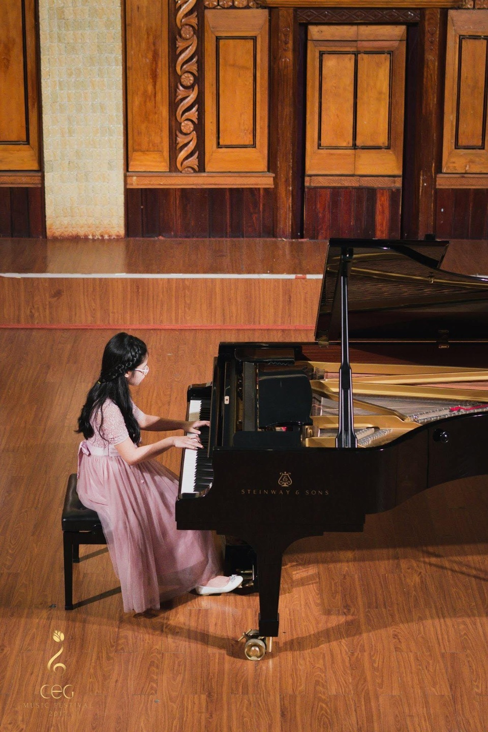 Nguyễn Tuệ Nhi - Cô bé dành tình yêu mãnh liệt với cây đàn Piano - 5 Nguyễn Tuệ Nhi - Cô bé dành tình yêu mãnh liệt với cây đàn Piano - 5