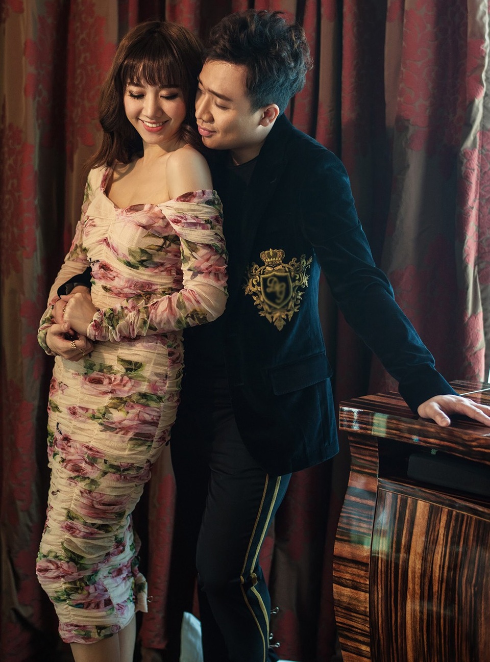 Trấn Thành – Hari Won chia sẻ “chuyện vợ chồng” sau 17 tháng kết hôn - 8 Cho đến hiện tại, cả hai vẫn gắn bó và yêu thương nhau cũng như vượt qua được nhiều nghi ngại ban đầu về cuộc sống hôn nhân có phần chông chênh.