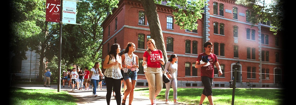 Top 100 ĐH danh tiếng nhất thế giới: Harvard giữ vị trí quán quân - 2 Năm thứ 8 liên tục, Harvard vẫn giữ vững vị trí số 1 của mình trong bảng xếp hạng 100 đại học danh tiếng thế giới.