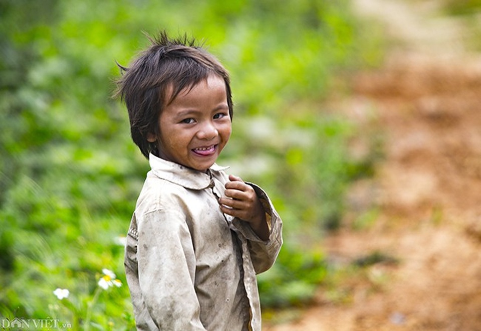 Ảnh đẹp trẻ em vùng cao: Hồn nhiên ánh mắt trong veo nụ cười - 3 Ảnh đẹp trẻ em vùng cao: Hồn nhiên ánh mắt trong veo nụ cười - 3