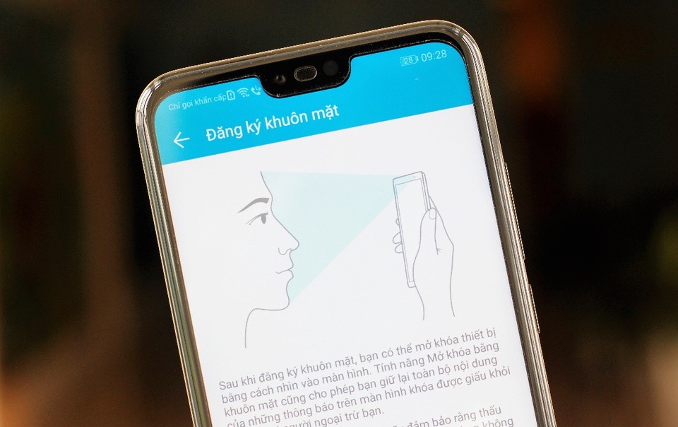 Mở hộp Honor 10 - model cao cấp nhất của Honor đến Việt Nam - 6
